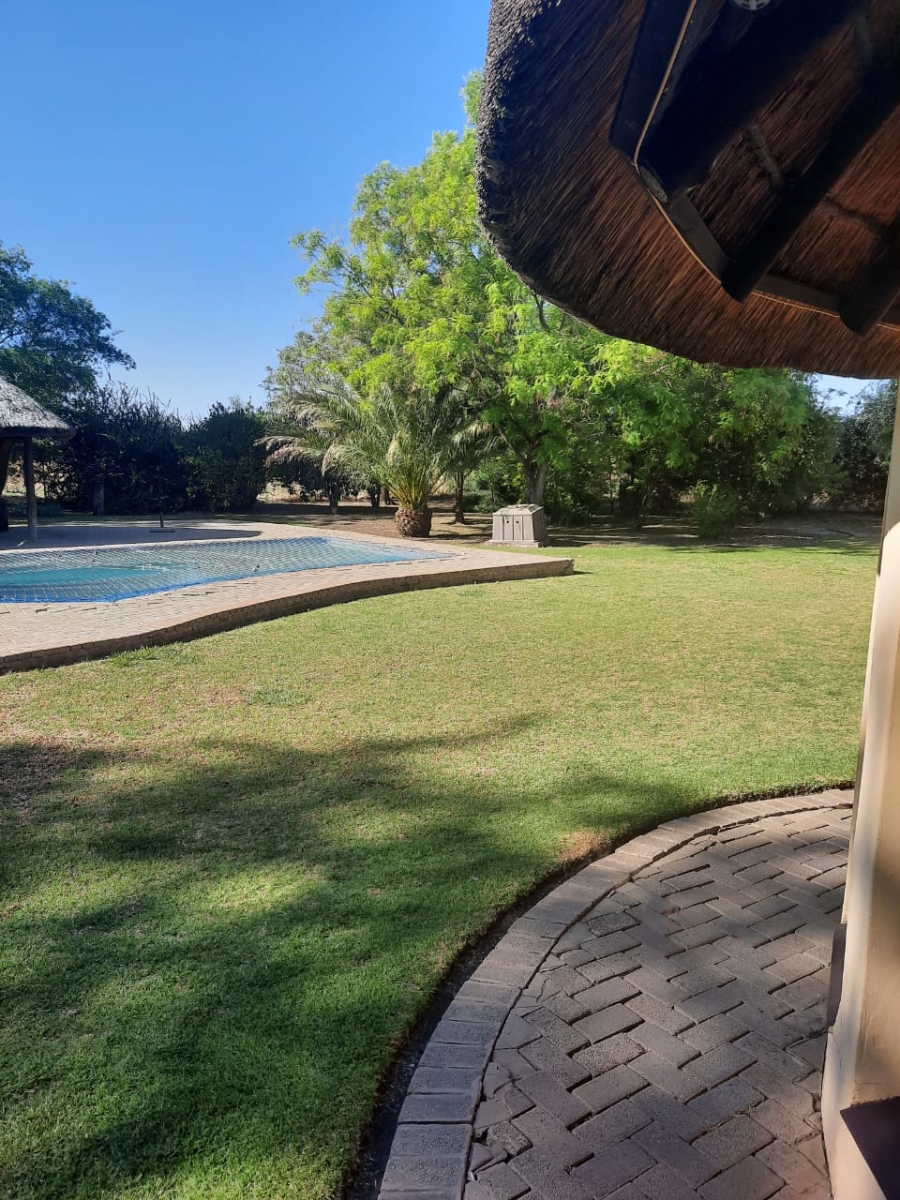 4 Bedroom Property for Sale in Estoire Free State